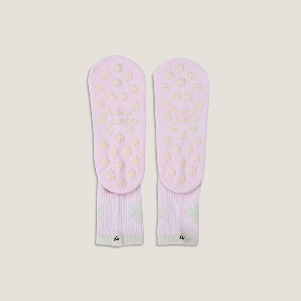 Ditsy Grip Socks in Petal Pink